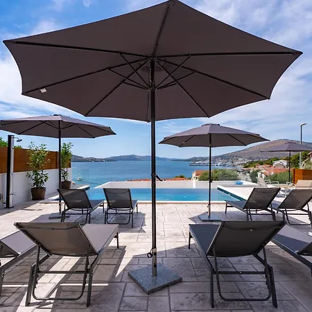 Paladium 아파트 *