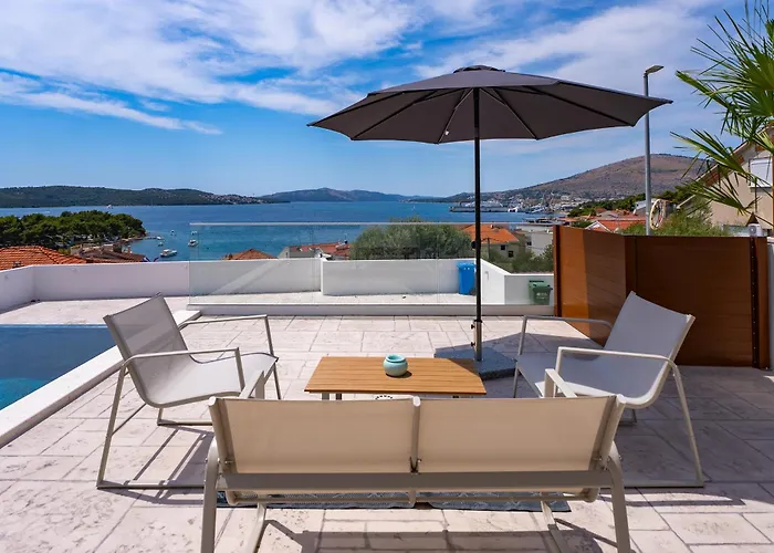 Paladium Apartment Trogir