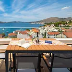 Paladium Apartment Trogir
